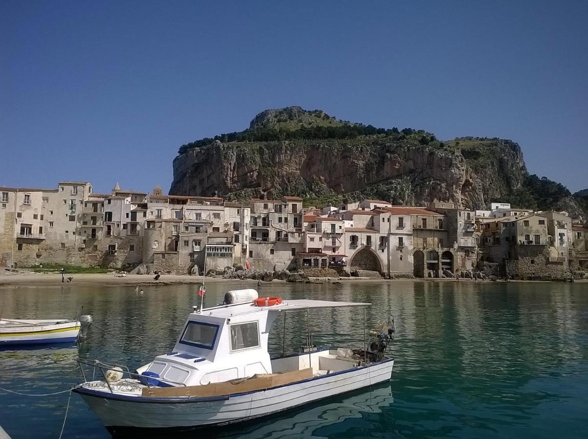 Sognando Il Mare Apartment Чефалу Екстериор снимка