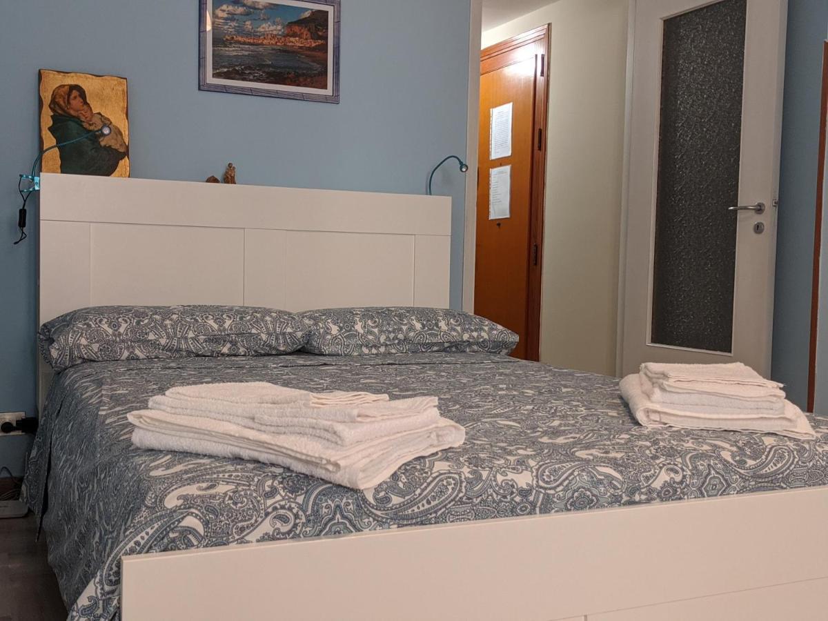Sognando Il Mare Apartment Чефалу Екстериор снимка
